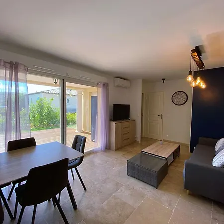 Sm320-81 Maxime Appt 3 Pieces Avec Jardin Et Parking Privatif Domaine Avec Piscine Appartement Sainte-Maxime